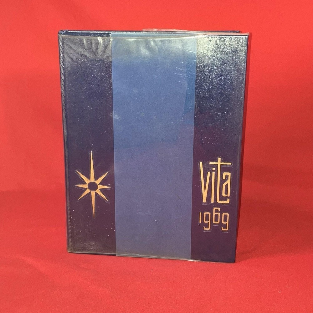 Vtg 1969 Vita Yearbook / Lee M. Thurston‎ High School Redford MI / Detroit
